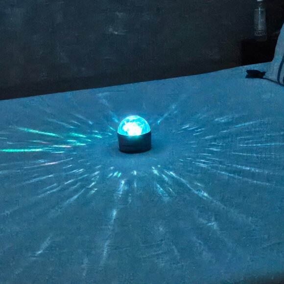 LED Disco Light Ball Multi Color Lights Up Show Battery Operated Party Light - Picture 4 of 11